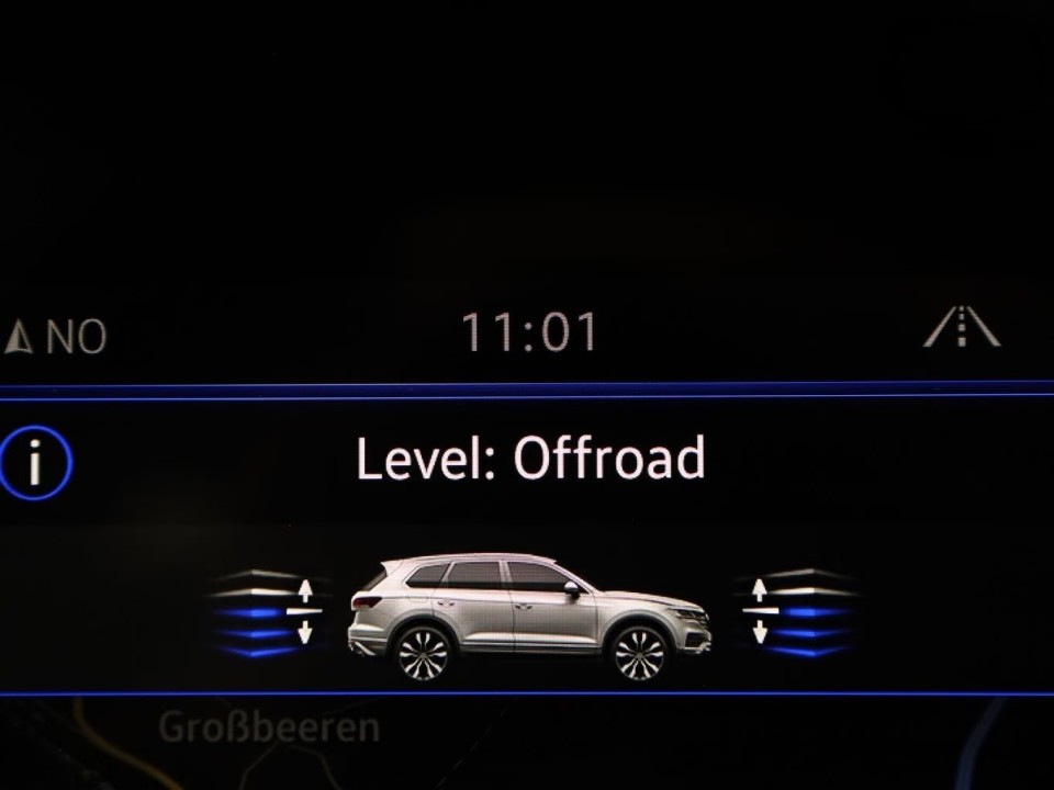 Volkswagen Touareg 3.0 TDI R-Line - foto 15