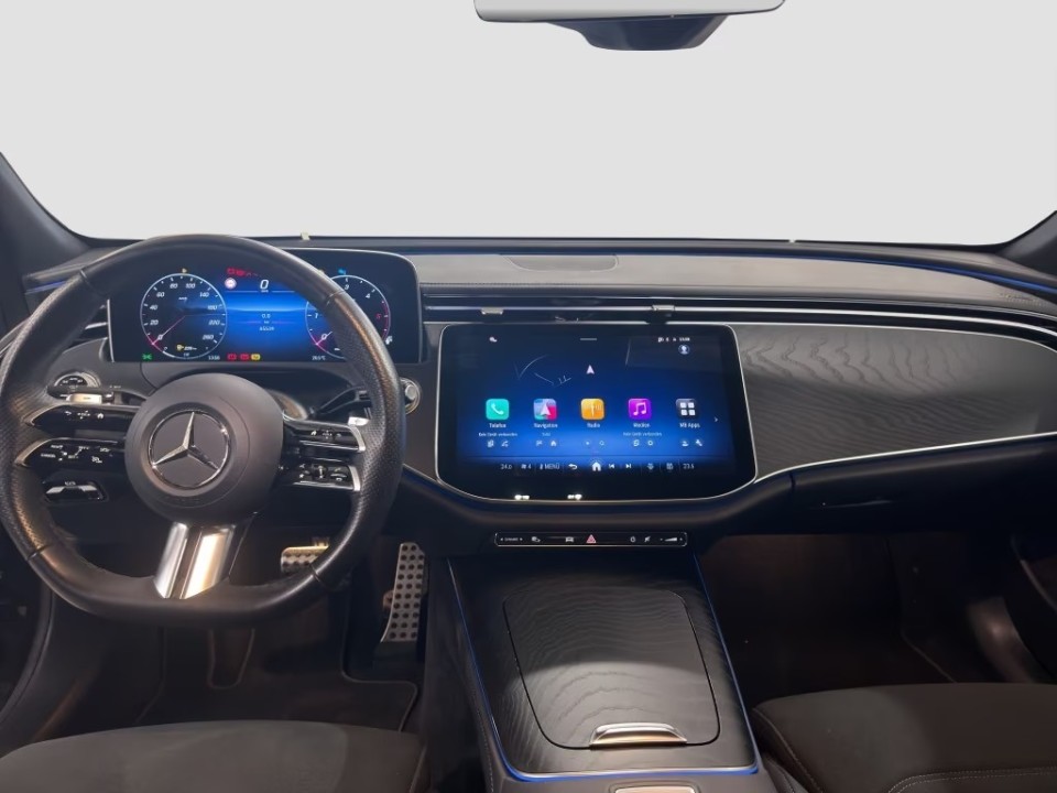 Mercedes-Benz E 220d 4MATIC AMG Line - foto 10