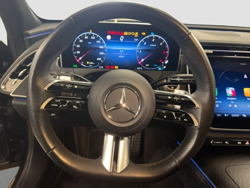 Mercedes-Benz E 220d 4MATIC AMG Line - foto 9