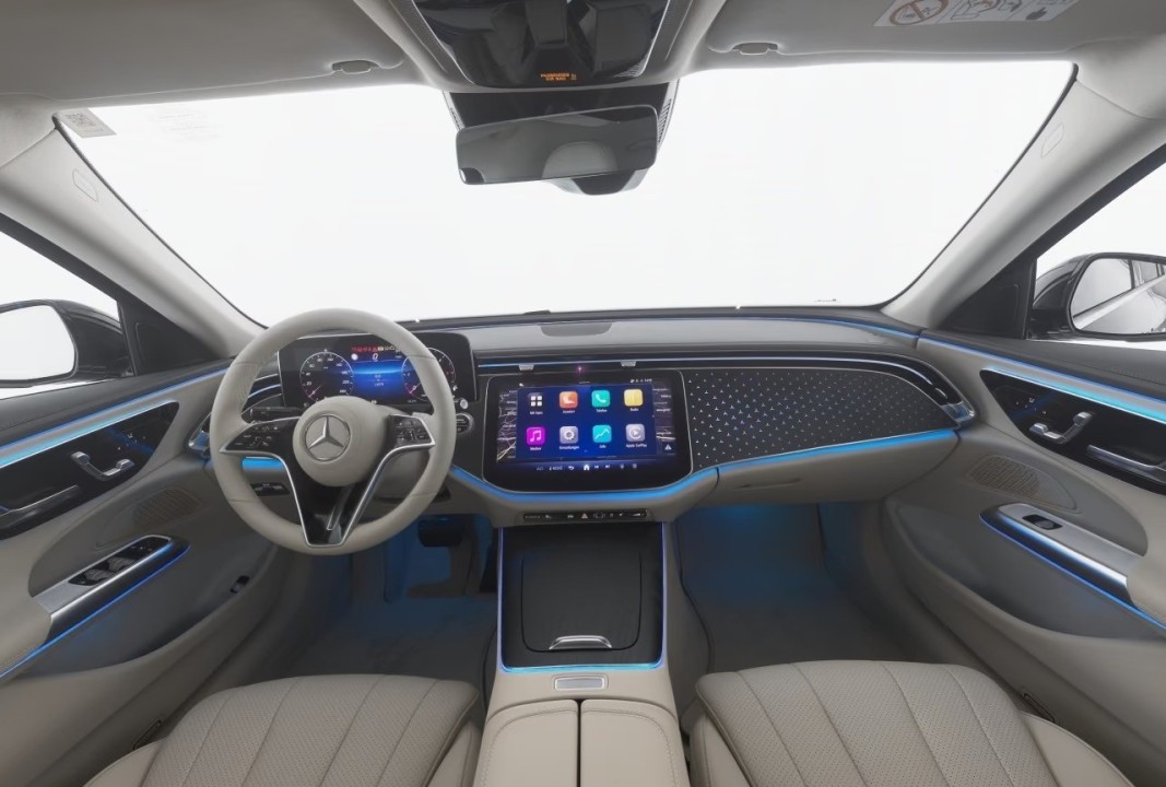 Mercedes-Benz E 220d 4MATIC - foto 11