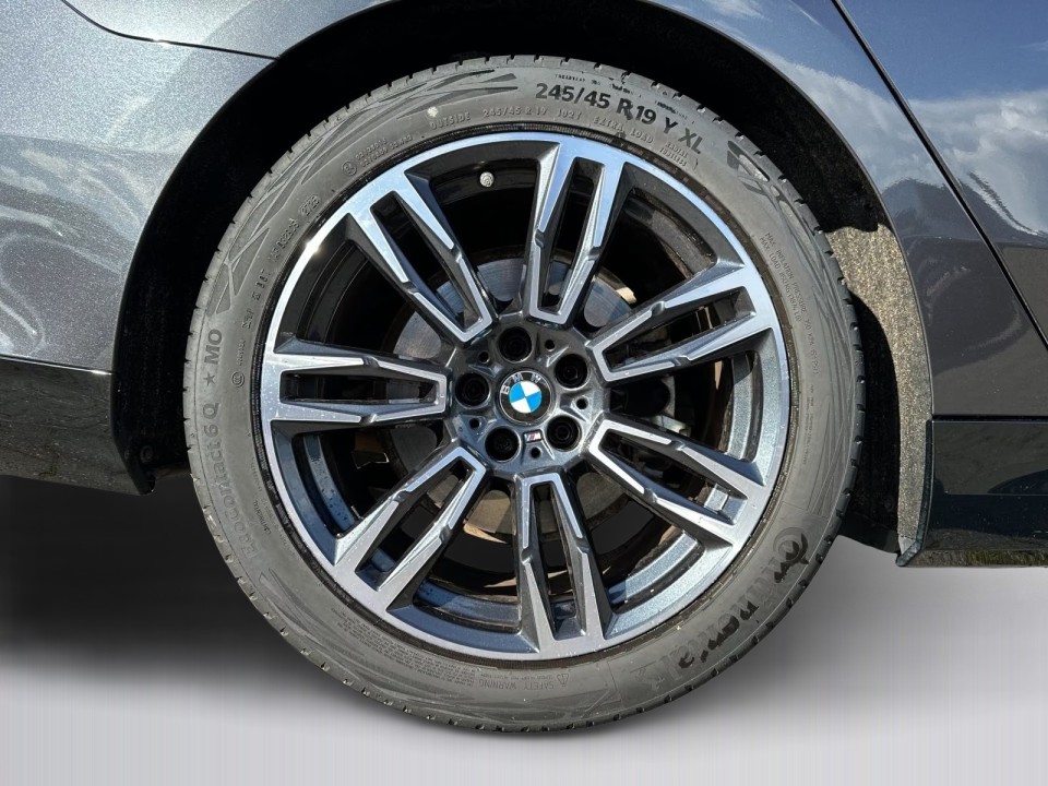 BMW Seria 5 530e xDrive M Sport - foto 24