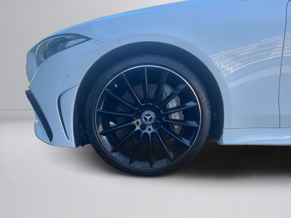 Mercedes-Benz CLS 450 4MATIC AMG Line - foto 12