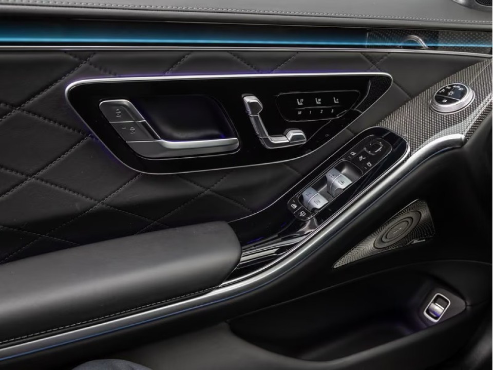 Mercedes-Benz S 500 4MATIC AMG Line - foto 22