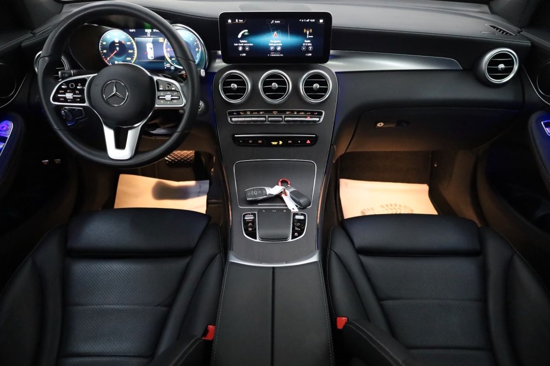 Mercedes-Benz GLC Coupé 300e 4MATIC - foto 13