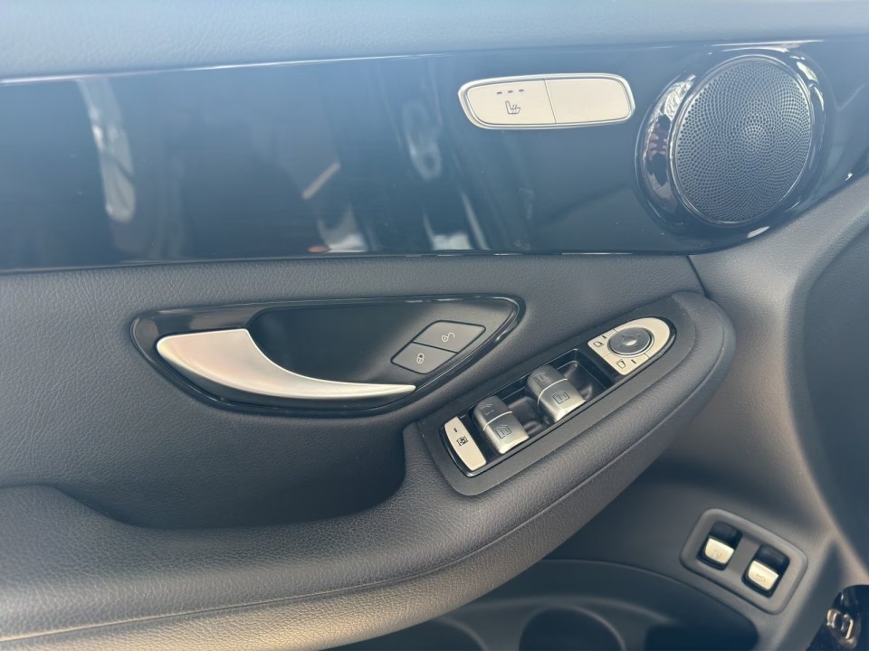 Mercedes-Benz GLC Coupé 300e 4MATIC - foto 10
