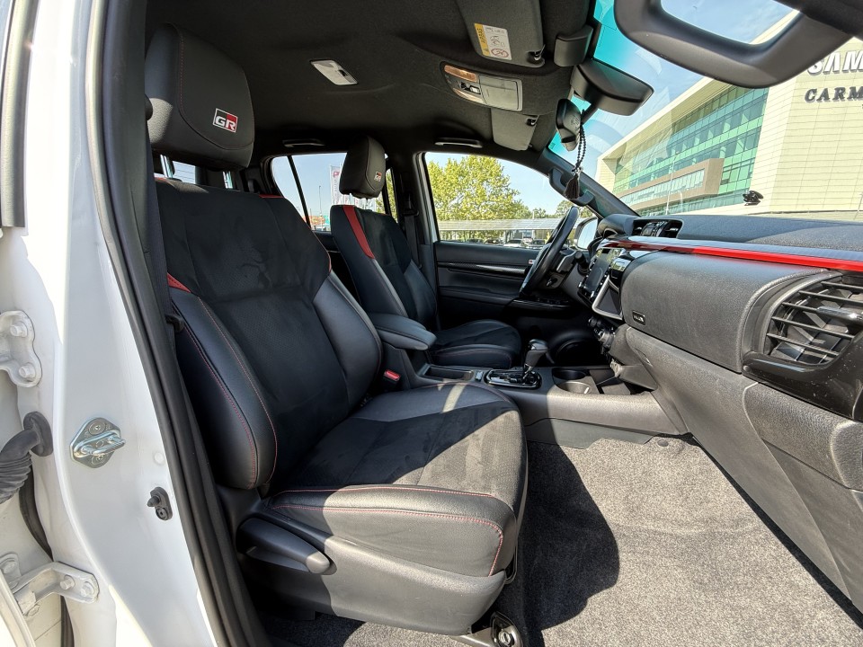 Toyota Hilux GR-Sport 2.8 D4-D - foto 16