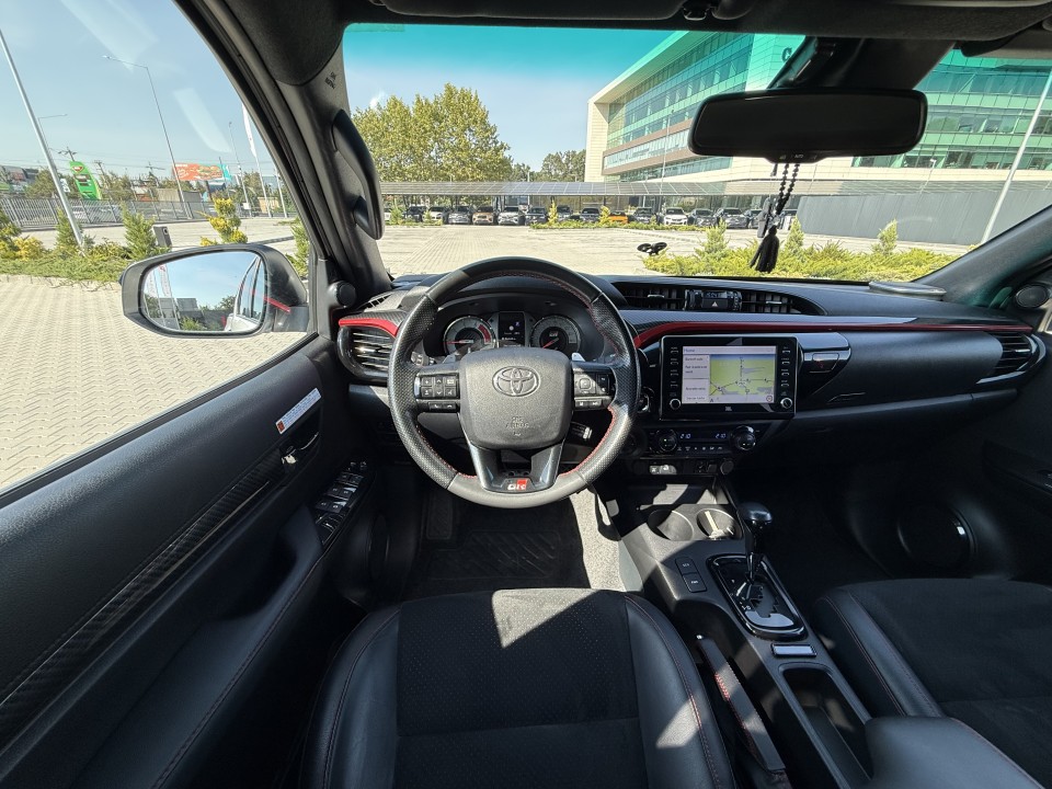 Toyota Hilux GR-Sport 2.8 D4-D - foto 22
