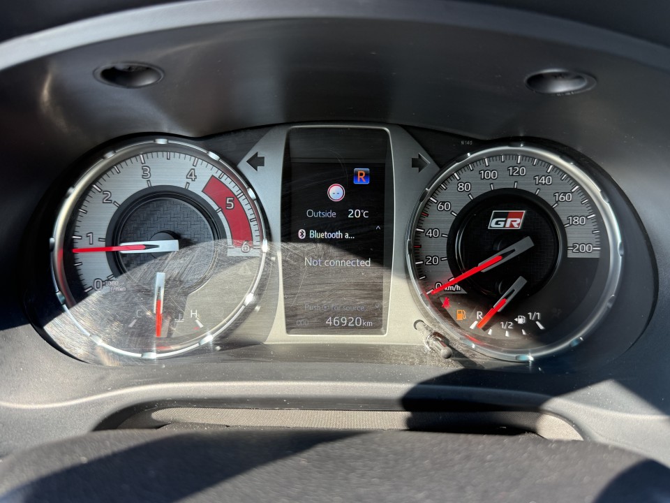 Toyota Hilux GR-Sport 2.8 D4-D - foto 24