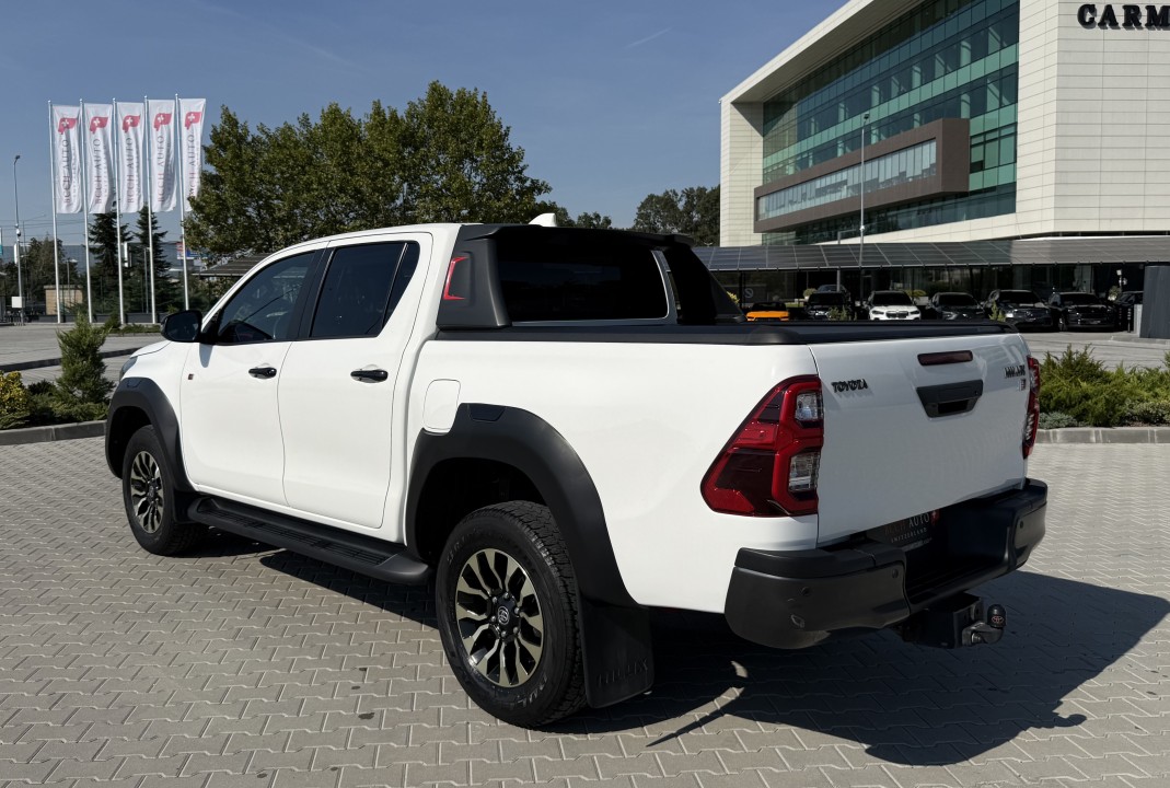 Toyota Hilux GR-Sport 2.8 D4-D (5)