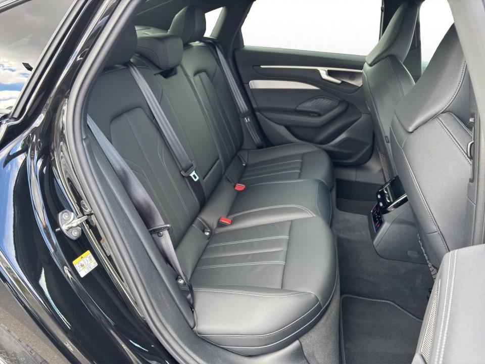 Audi A6 Limousine TFSI S tronic S-Line - foto 7