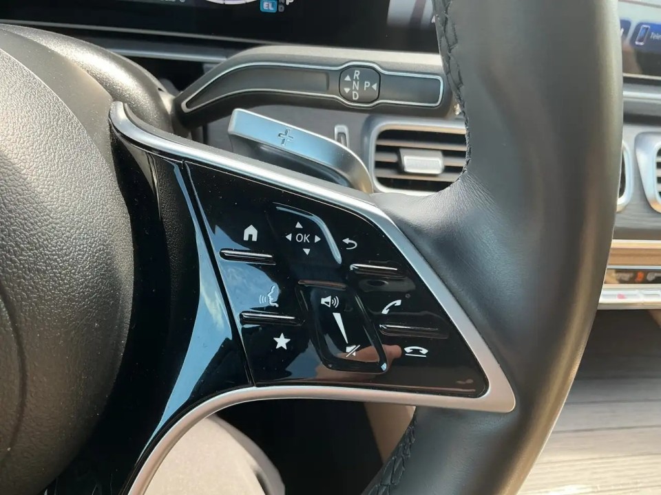 Mercedes-Benz GLE 400e 4MATIC AMG Line - foto 14
