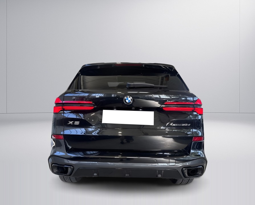 BMW X5 2024 — imagine 3