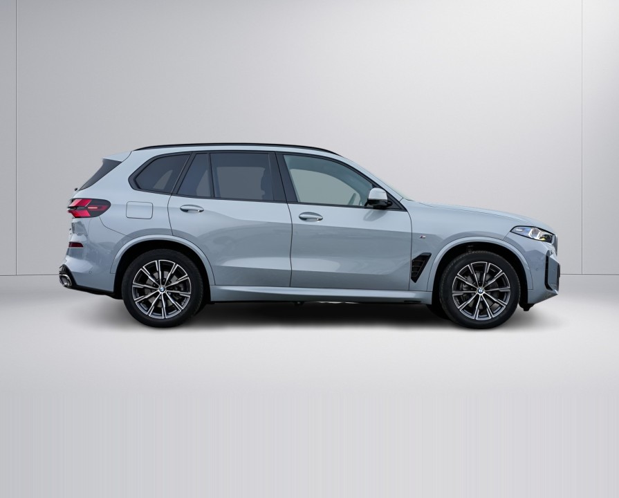 BMW X5 2025 — imagine 2