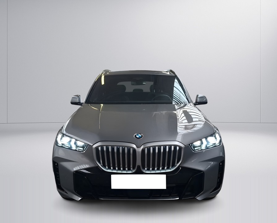 BMW X5 2025 — imagine 2