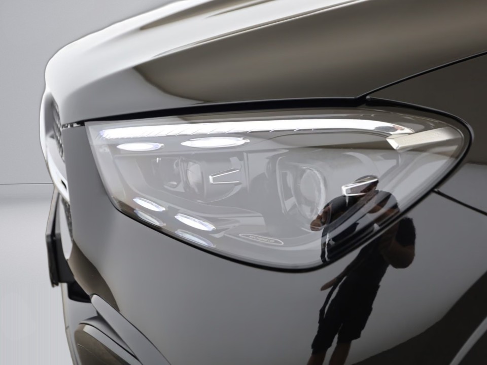 Mercedes-Benz GLE 450d 4MATIC AMG Line - foto 14