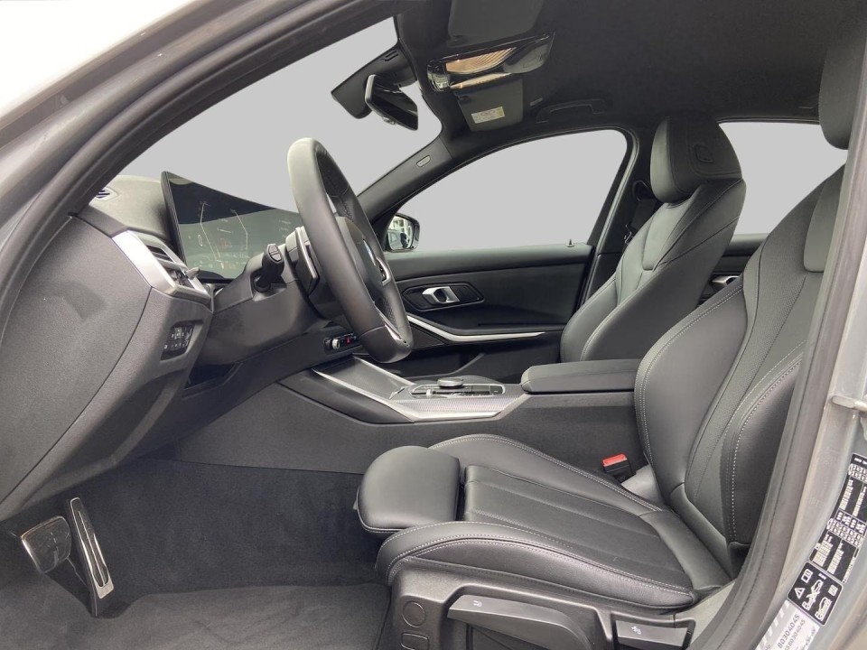 BMW Seria 3 320i xDrive M-Sport - foto 7