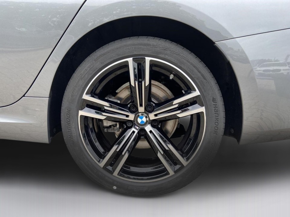 BMW 3 Series 2025 — imagine 16