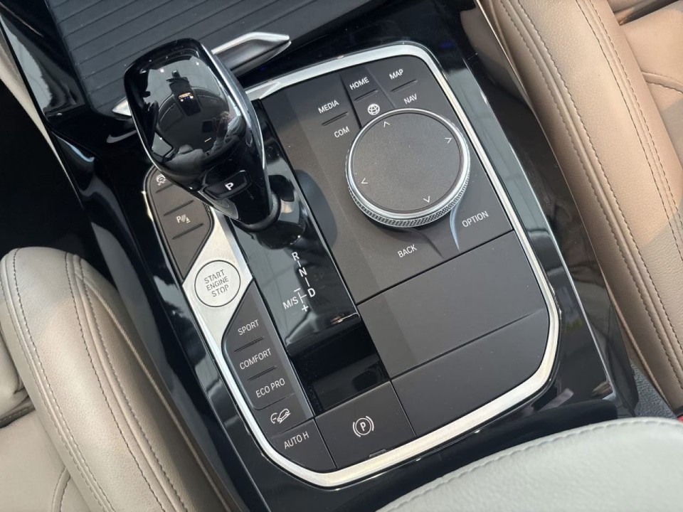 BMW X4 xDrive20d - foto 11