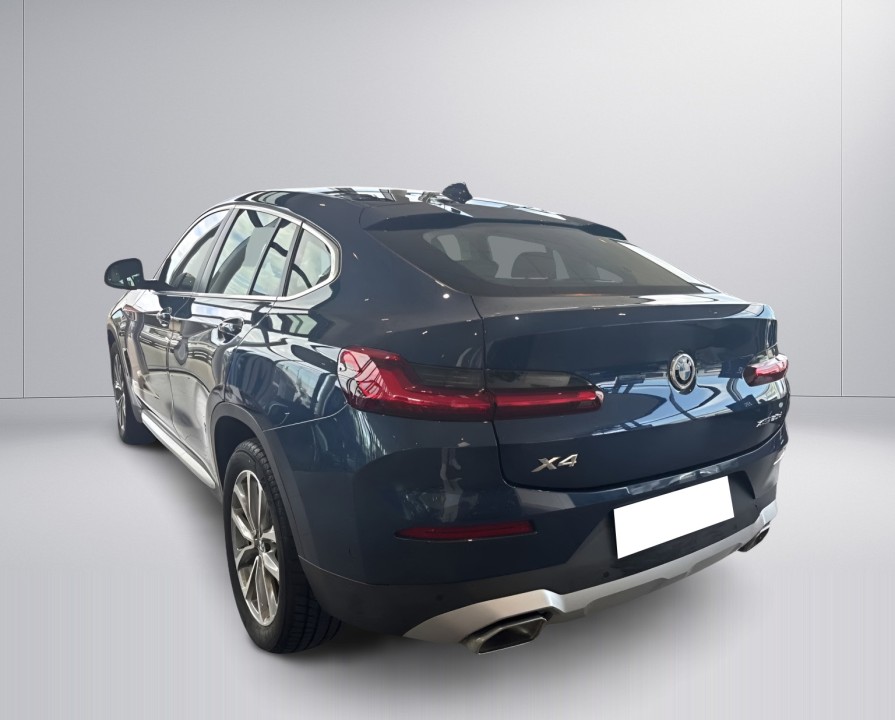 BMW X4 2022 — imagine 3