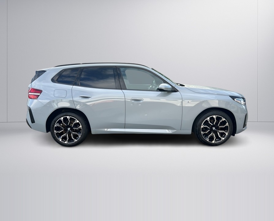 BMW X3 2025 — imagine 2