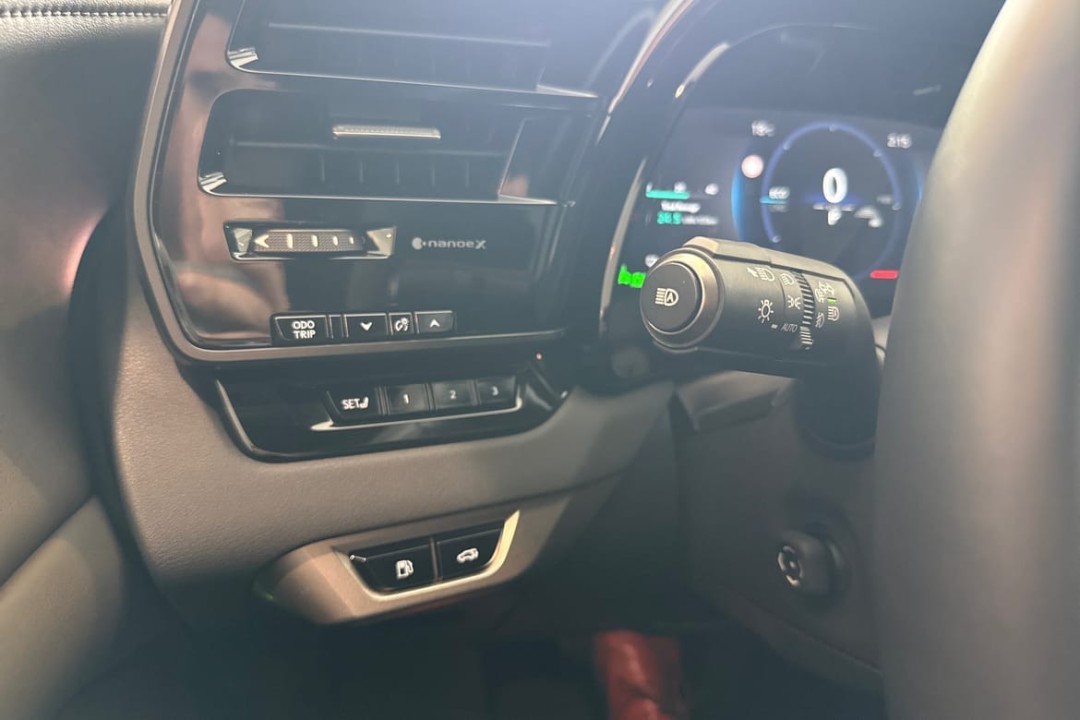 Lexus Seria RX 450h+ AWD F Sport Design - foto 13