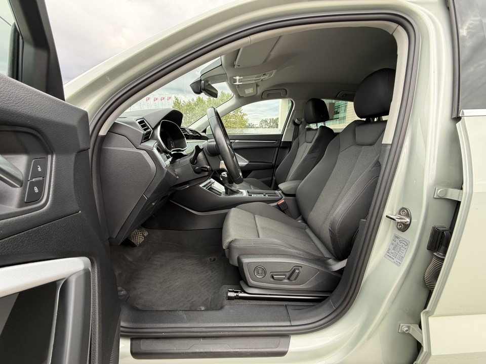 Audi Q3 Sportback 35TDI quattro S tronic S-Line - foto 9