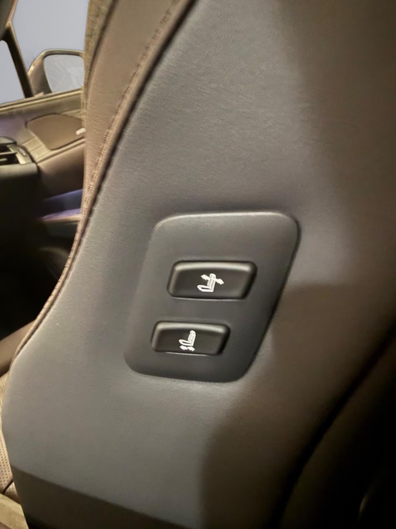 Lexus Seria RX 450h+ Luxury - foto 16