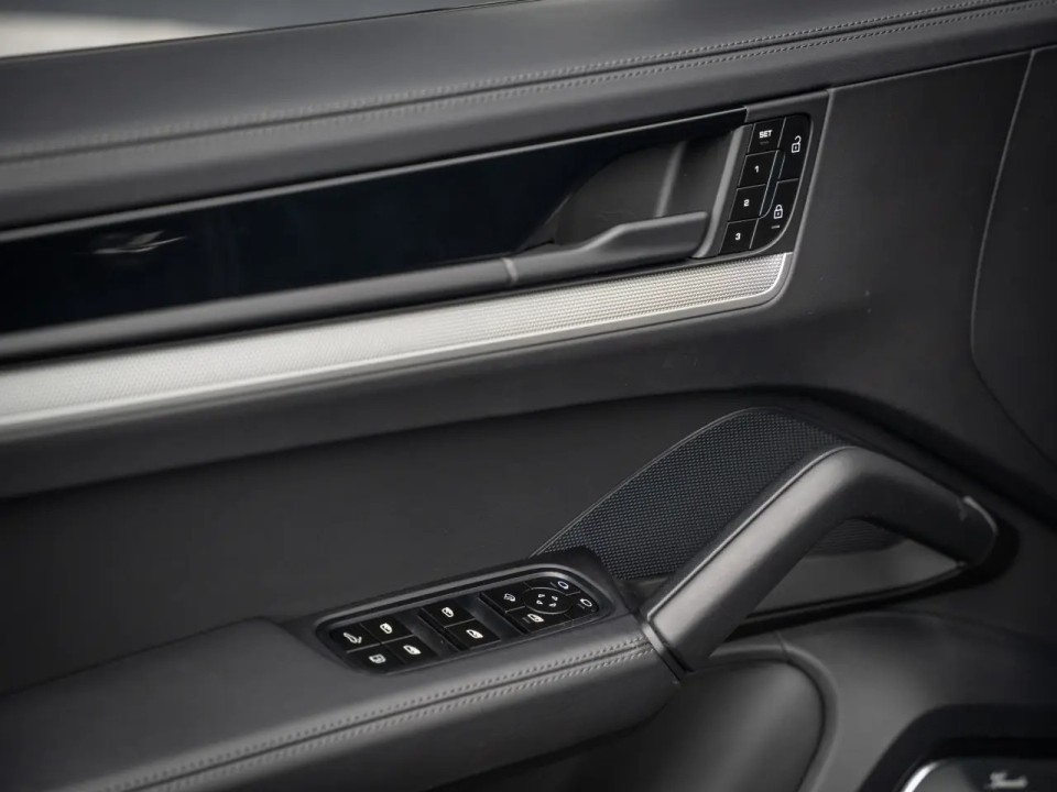 Porsche Cayenne Coupé S E-Hybrid - foto 26