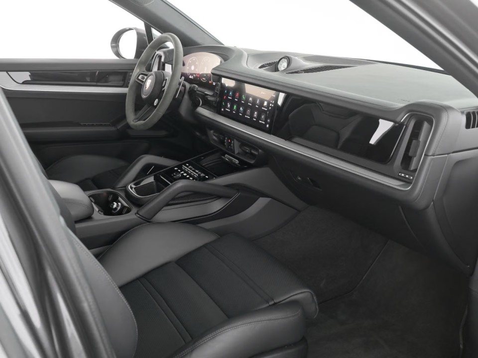 PORSCHE Cayenne Coupe 2025 — imagine 20