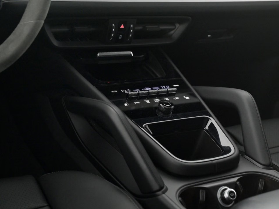 Porsche Cayenne Coupe S E-Hybrid - foto 15