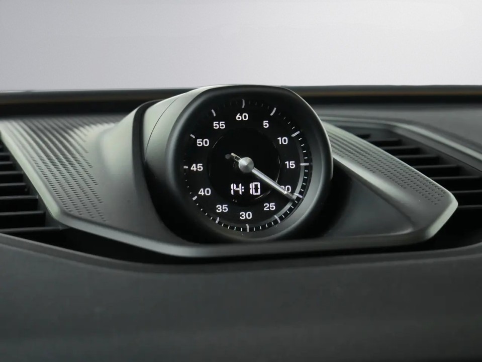 PORSCHE Cayenne 2026 — imagine 18