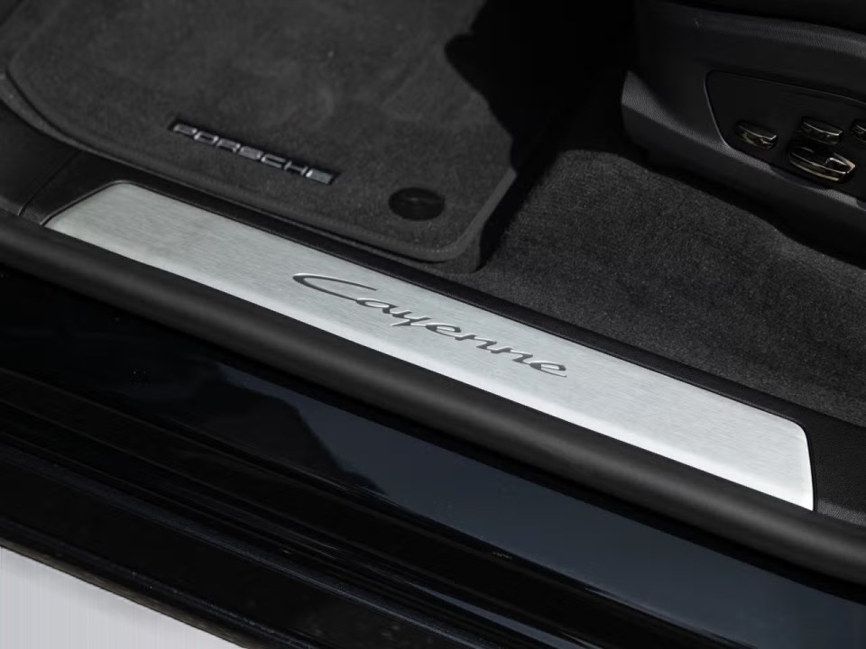 Porsche Cayenne - foto 26