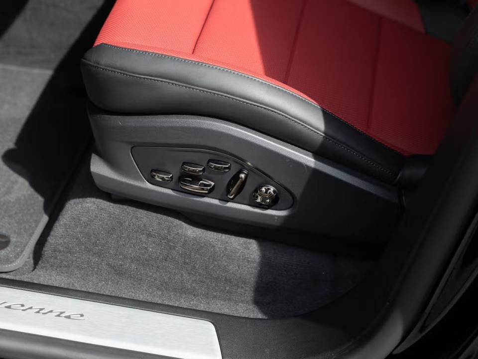 Porsche Cayenne - foto 21