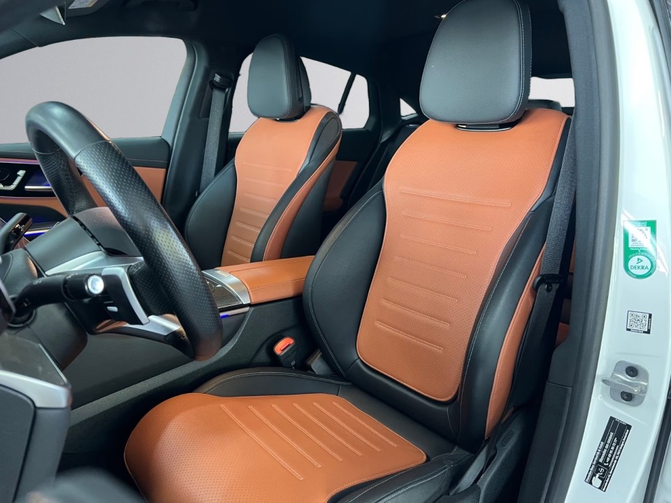 Mercedes-Benz GLC Coupé 300de 4MATIC AMG Line - foto 18