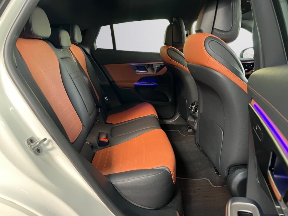 Mercedes-Benz GLC Coupé 300de 4MATIC AMG Line - foto 31