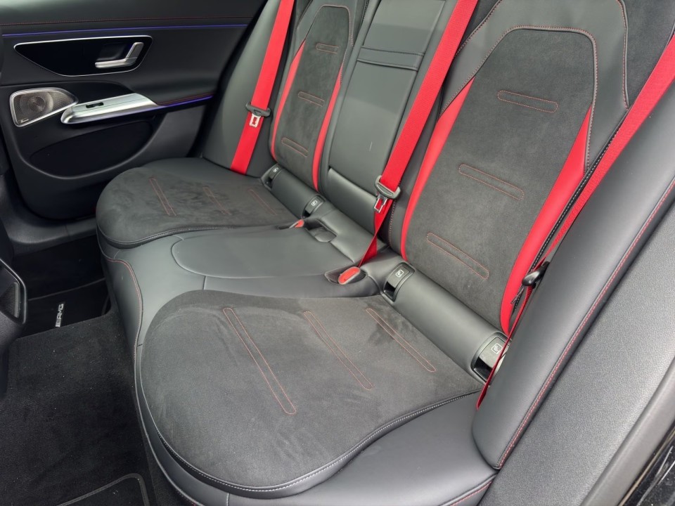 MERCEDES-BENZ E-Class 2025 — imagine 17