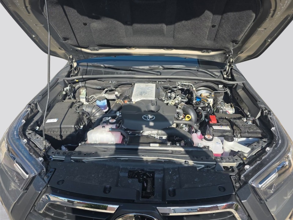 Toyota Hilux Invincible - foto 19