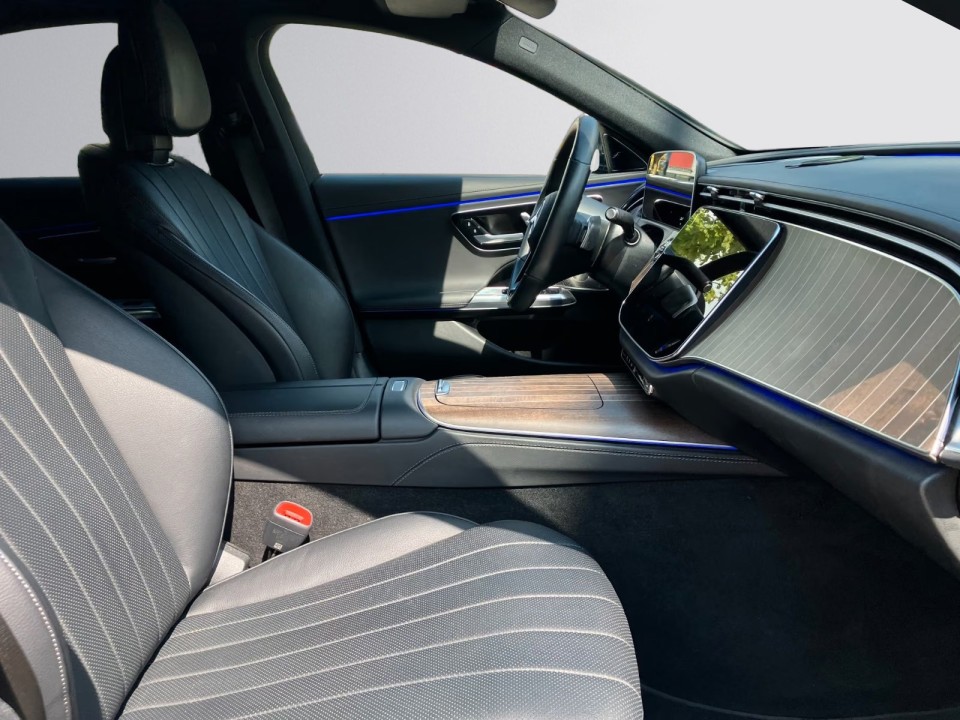 Mercedes-Benz E 300e Exclusive - foto 17