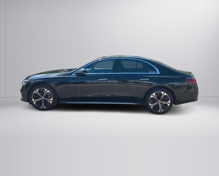 MERCEDES-BENZ E-Class 2024 — imagine 16