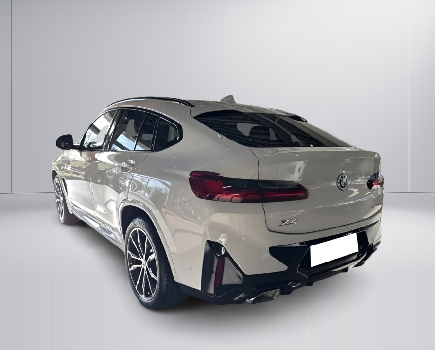 BMW X4 2025 — imagine 3