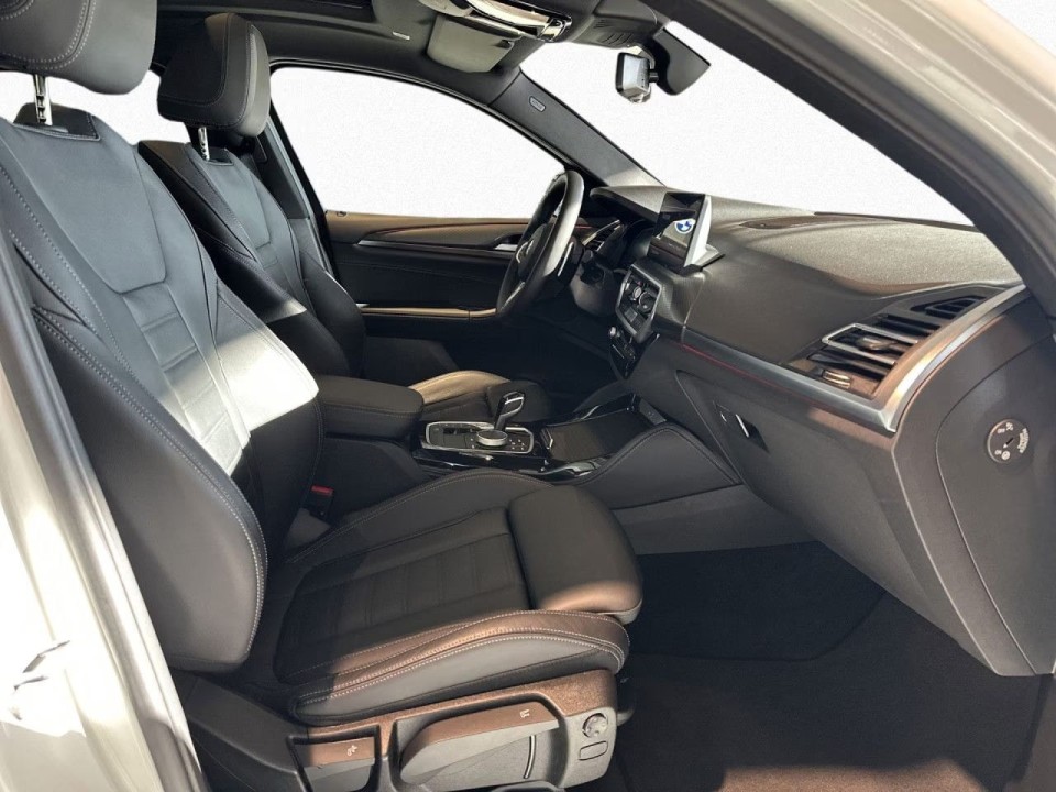 BMW X4 xDrive20i M-Sport - foto 9