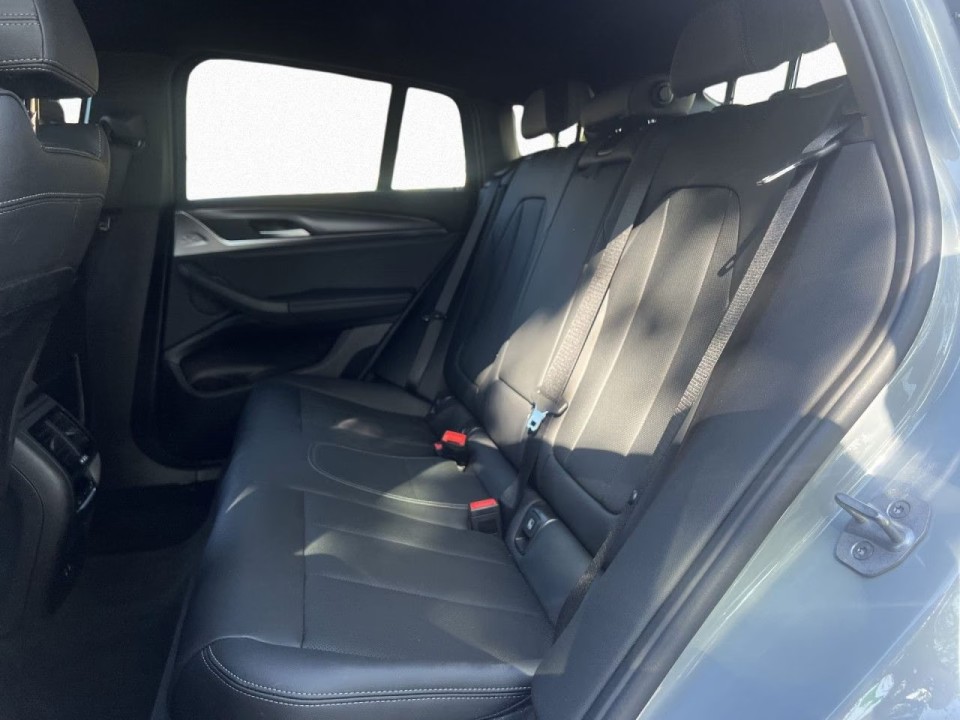 BMW X4 2025 — imagine 16