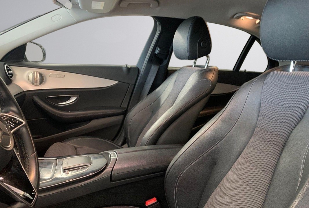 MERCEDES-BENZ E-Class 2020 — imagine 16
