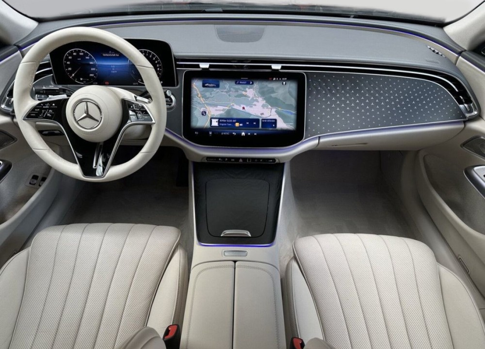 Mercedes-Benz E 300e Exclusive - foto 14