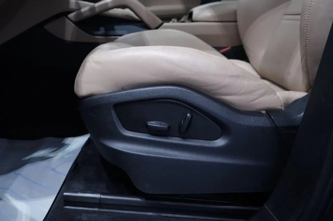 Porsche Cayenne Coupe - foto 14