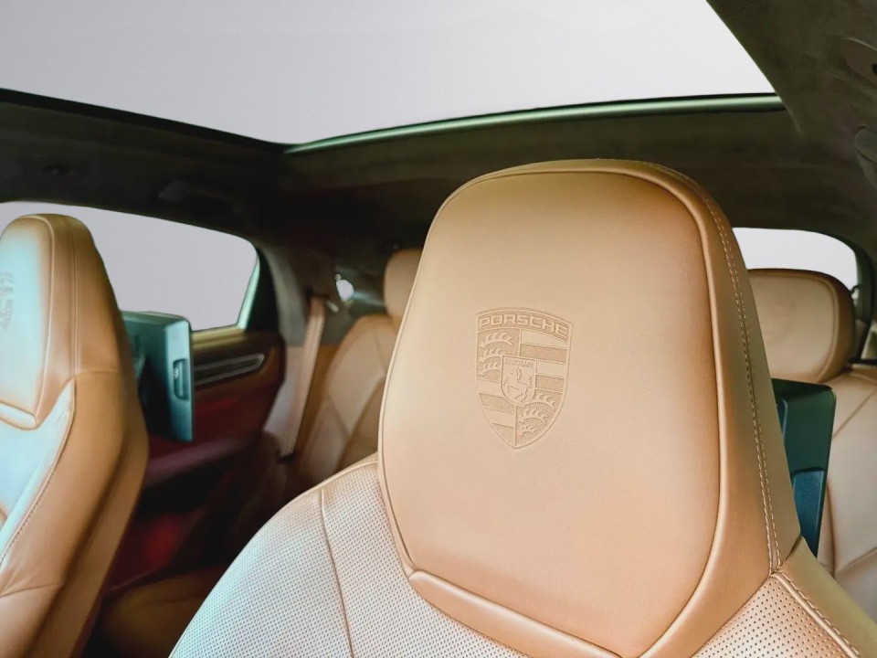 PORSCHE Cayenne Coupe 2023 — imagine 20