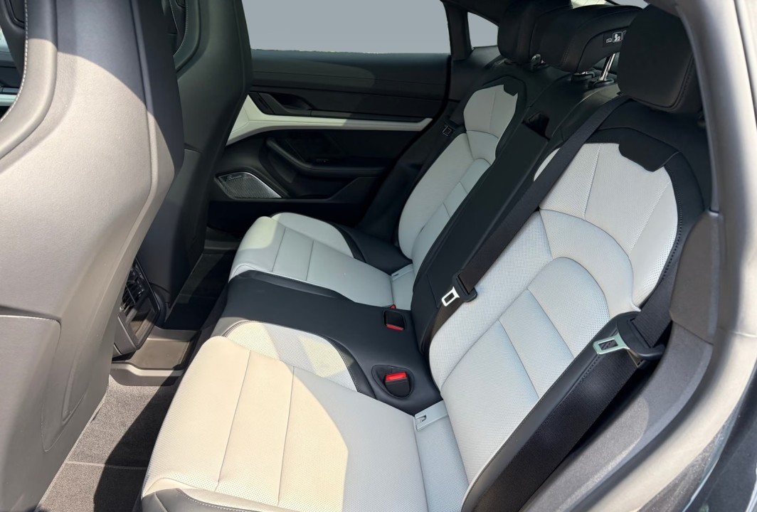 Porsche Taycan 4S Black Edition - foto 20