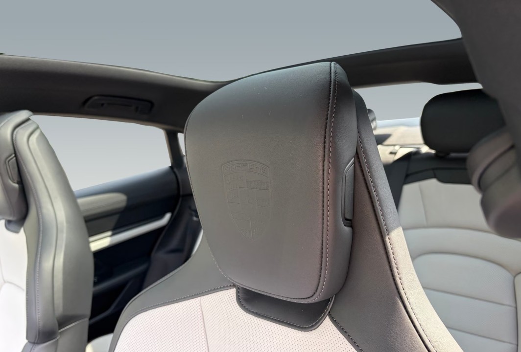 Porsche Taycan 4S Black Edition - foto 19