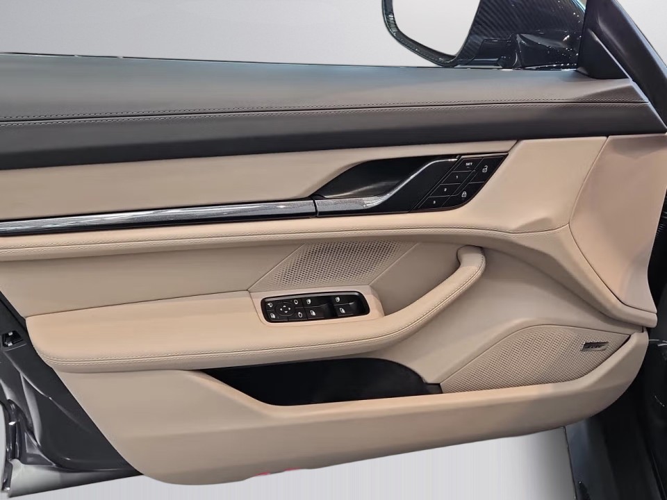 Porsche Taycan Black Edition - foto 20