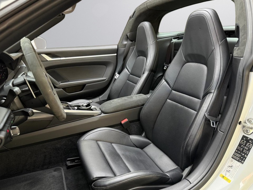 PORSCHE 911 2021 — imagine 19